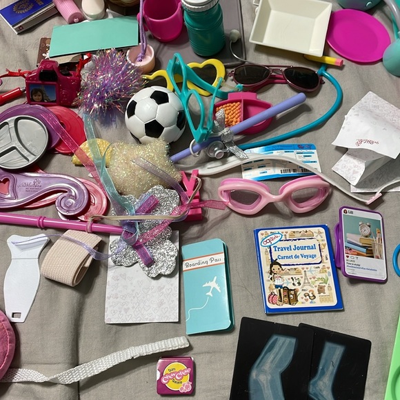 American Girl doll bed and desk set with accessories and clothes - Picture 12 of 16